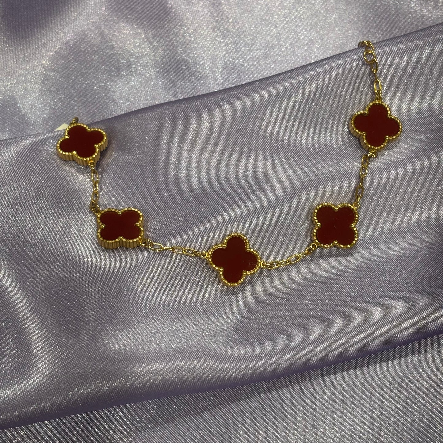 Burgundy Clover