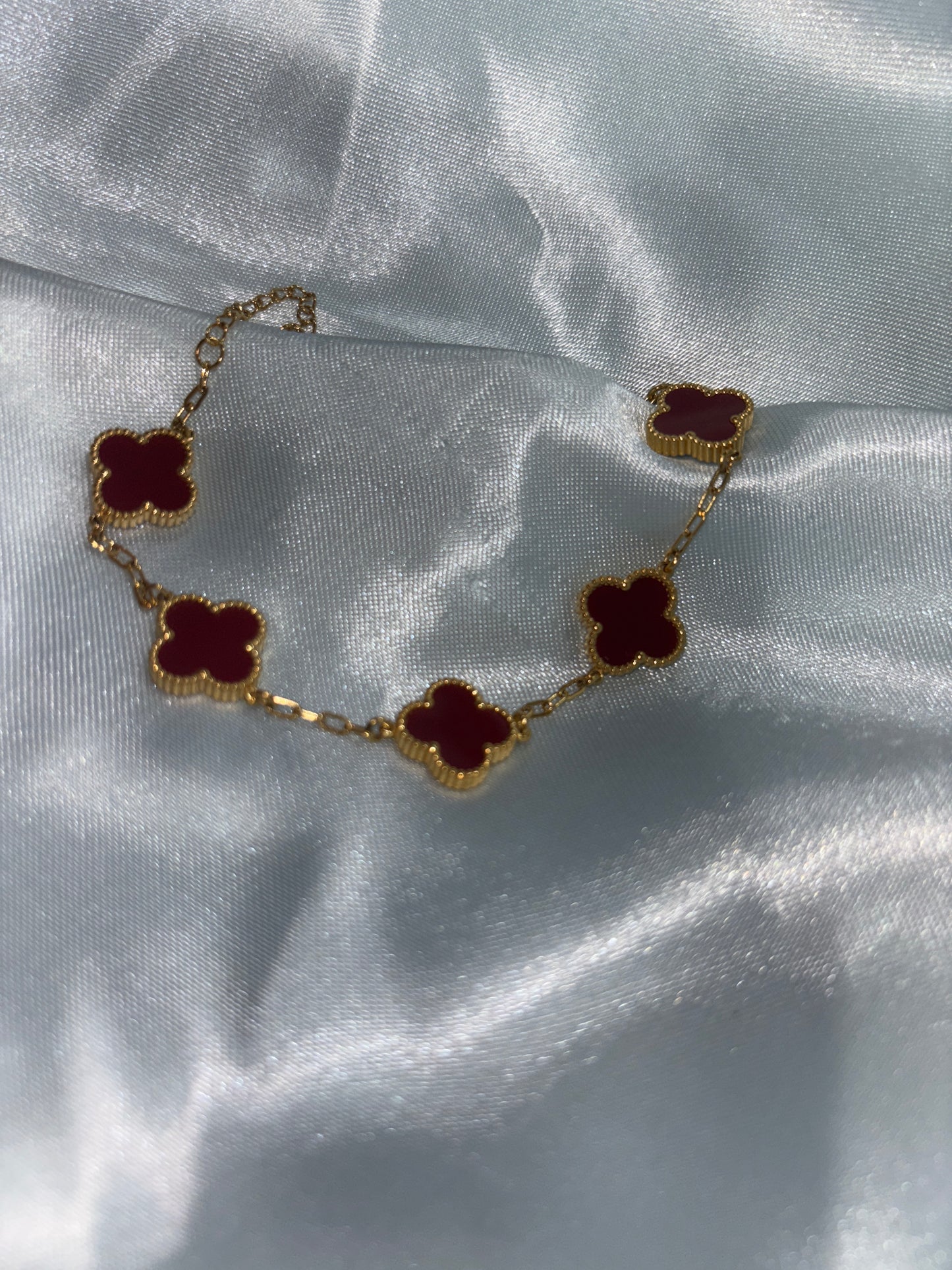 Burgundy Clover
